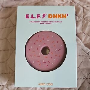 E.L.F. DNKN' Strawberry Frosted Face Sponge